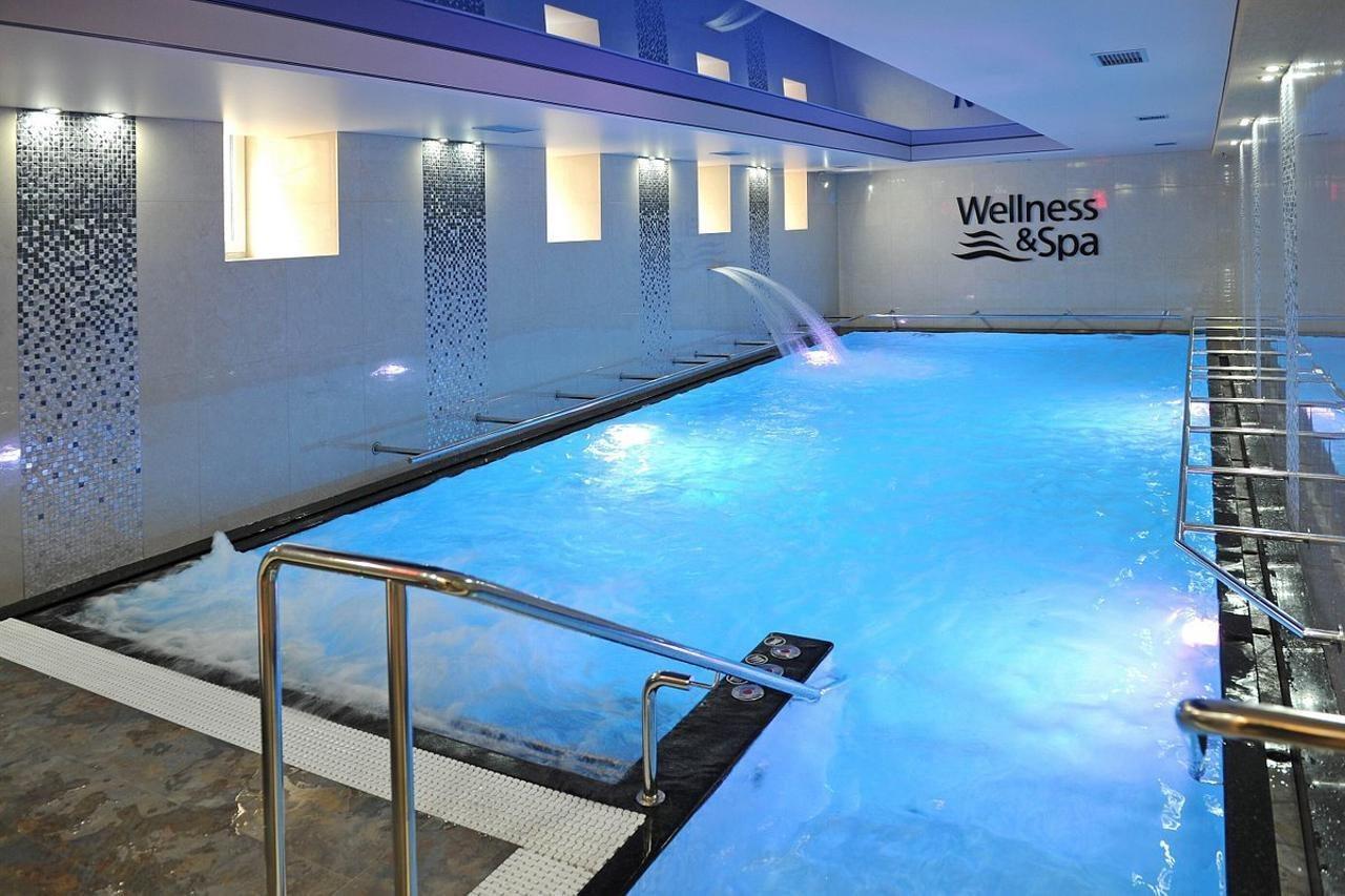 Krivan Hotel Karlovy Vary Luaran gambar